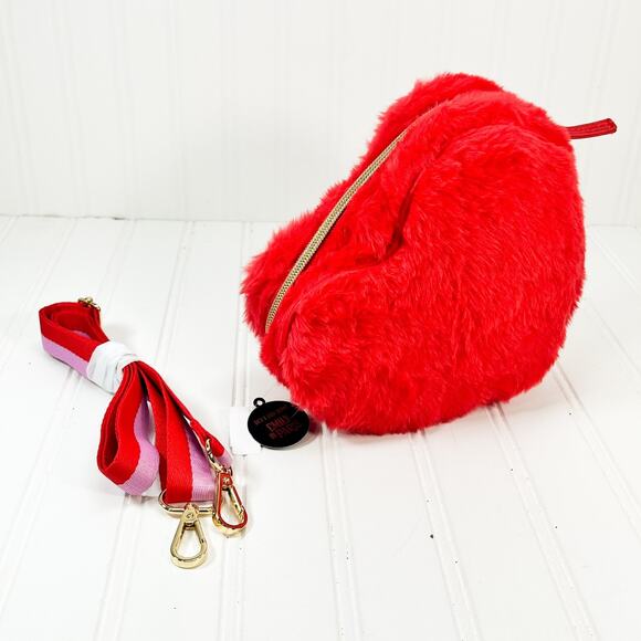 Bath & Body Works Emily In Paris Red Heart Shaped Cross Body Bag make up bag New - Picture 1 of 7